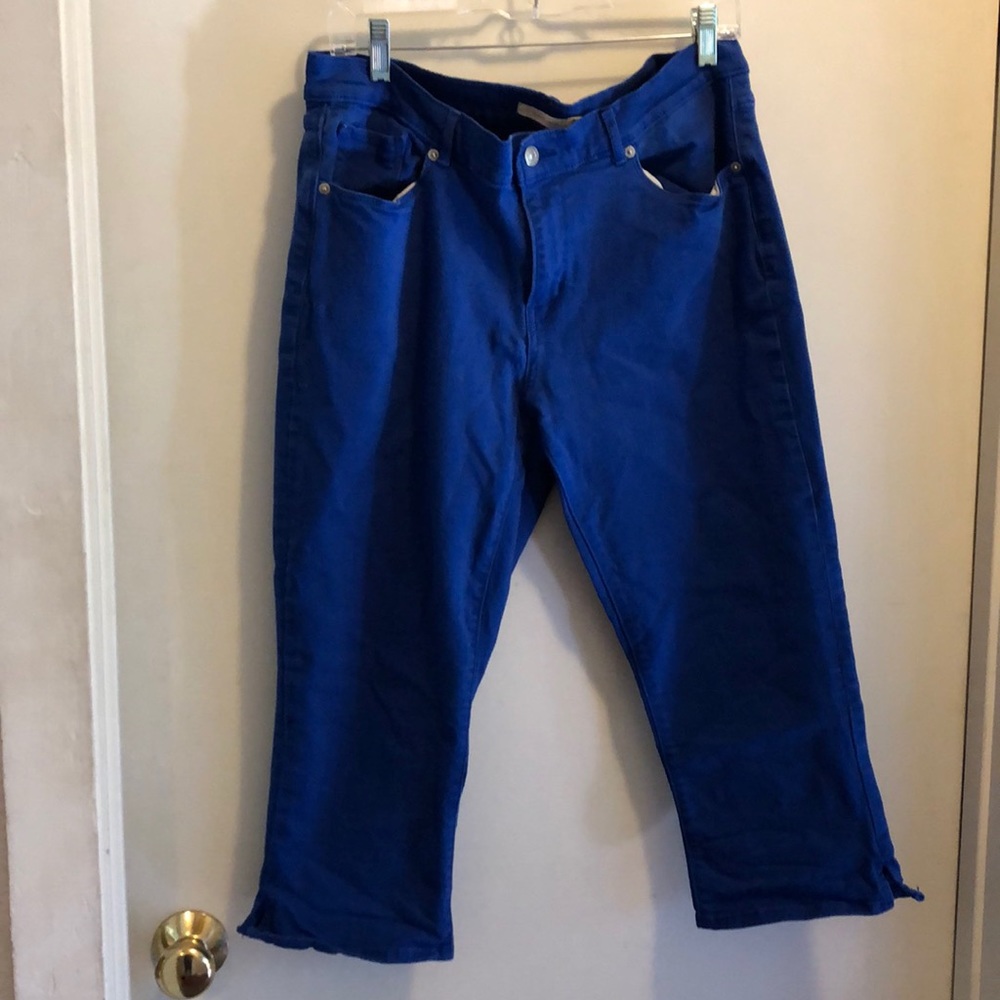 Levi’s Capri Jeans